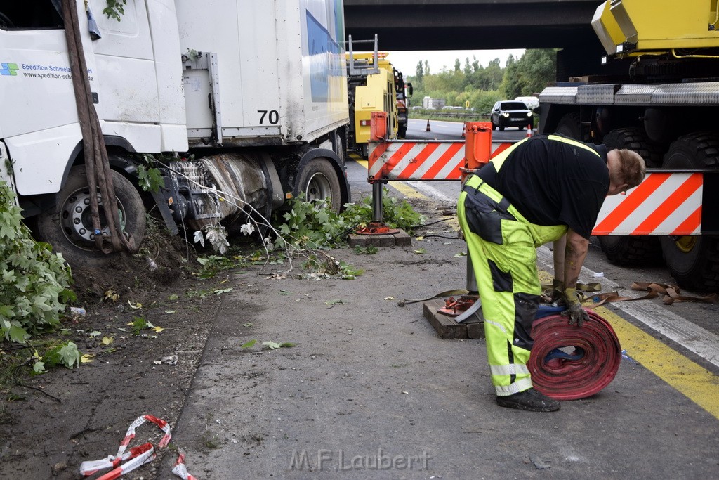 Schwerer VU A 3 Rich Oberhausen Hoehe AK Leverkusen P471.JPG - Miklos Laubert